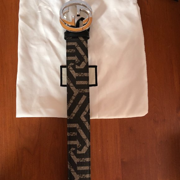 Gucci (GG) supreme belt with interlocking G buckle - Picture 2 of 4